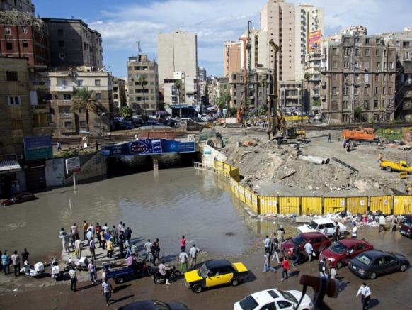 محافظ الإسكندرية المستقيل: المحافظة تحتاج سباكا وليس محافظا (أسوشيتد برس)
